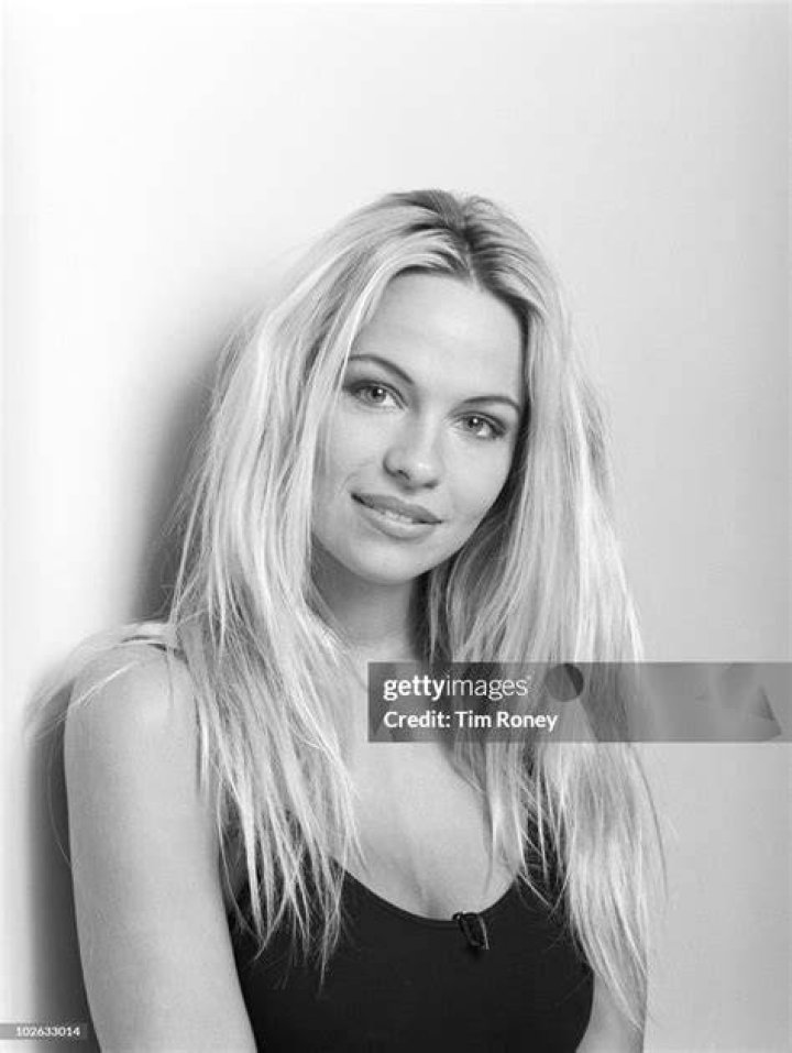 A portrait of Pamela Anderson, circa 1990. | Source: Getty Images