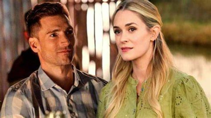 A Safari Romance Ending Explained & Movie Summary