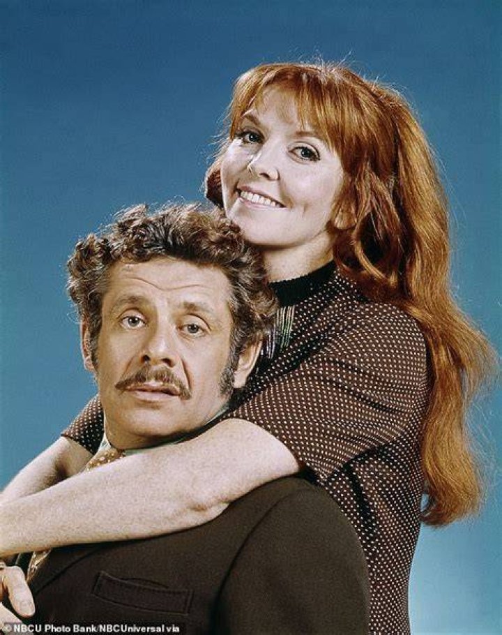 Anne Meara and Jerry Stiller on May 24, 2012 in New York City [left]. Meara and Stiller in September 1970 [right] | Photo: Getty Images 