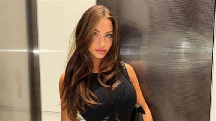 Celina Smith OnlyFans, Age, Height, Net Worth, Boyfriend, Facts
