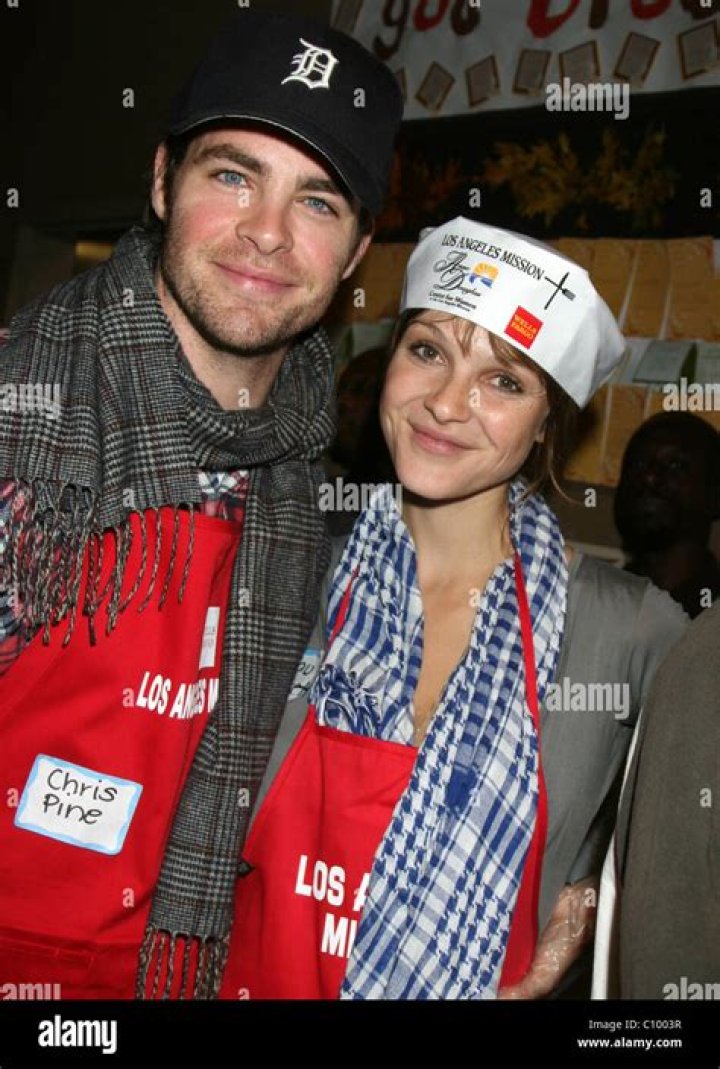 Chris Pine and Beau Garrett are photographed the Los Angeles Lakers vs. Dallas Mavericks game at Staples Center in Los Angeles | Sources: Getty Images