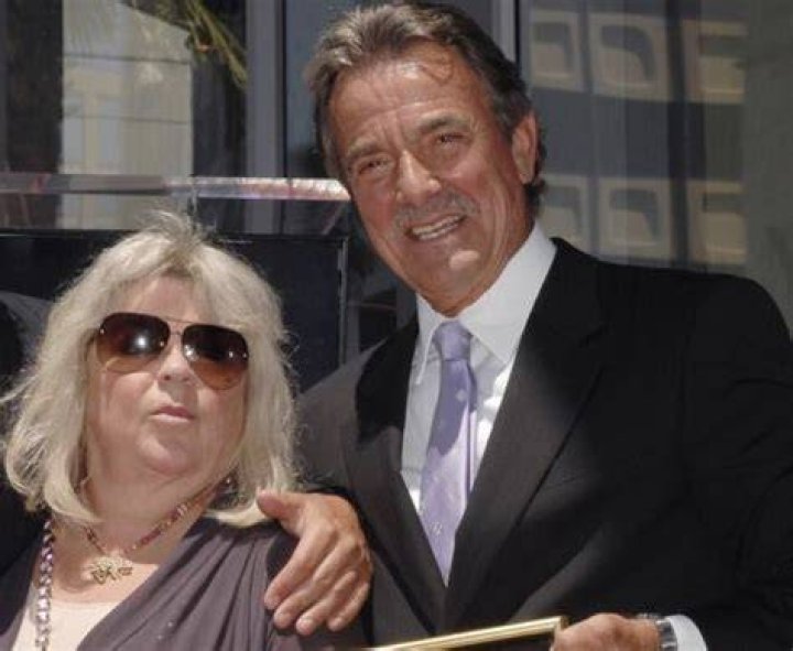 Eric Braeden, his wife Dale and their son Christian celebrate Braeden's 25th anniversary playing legendary character Victor Newman on "The Young and The Restless" at a special ceremony on February 1, 2005 | Source: Getty Images