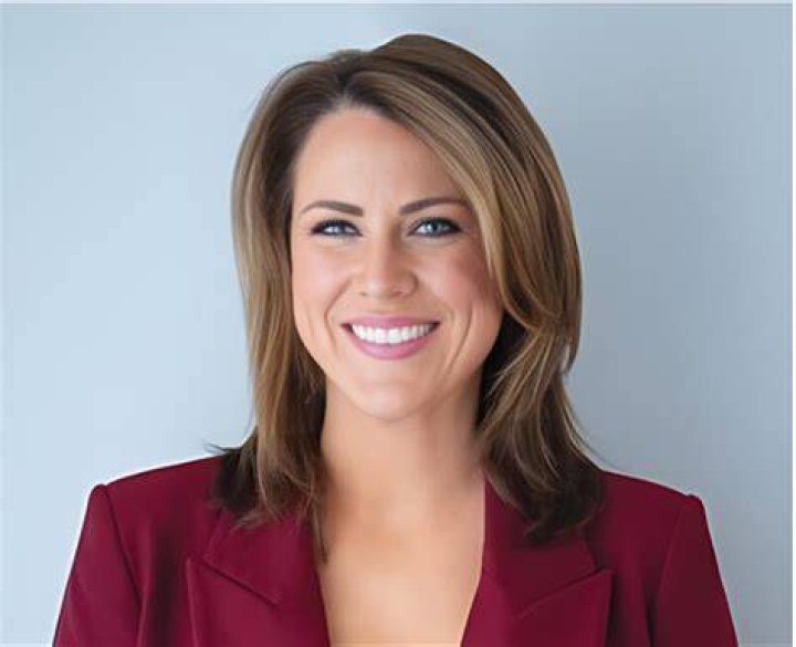 Erin Perrine Biography, Age, Height, Net Worth, Husband, Wiki