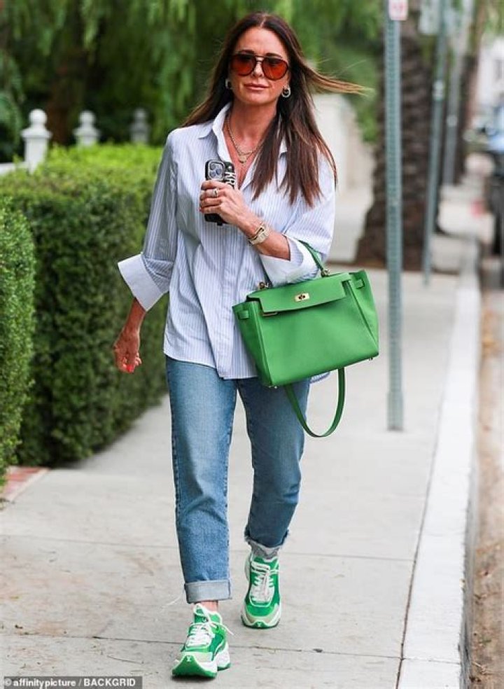 Exclusive:&nbsp;Kyle Richards was spotted arriving at the members-only San Vicente Bungalows in West Hollywood on Tuesday