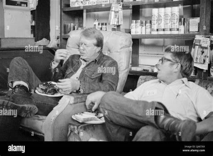 Jimmy Carter eating at the home of close friend, Jill Stuckey on August 4, 2018 in Plains, Georgia | Source: Getty Images