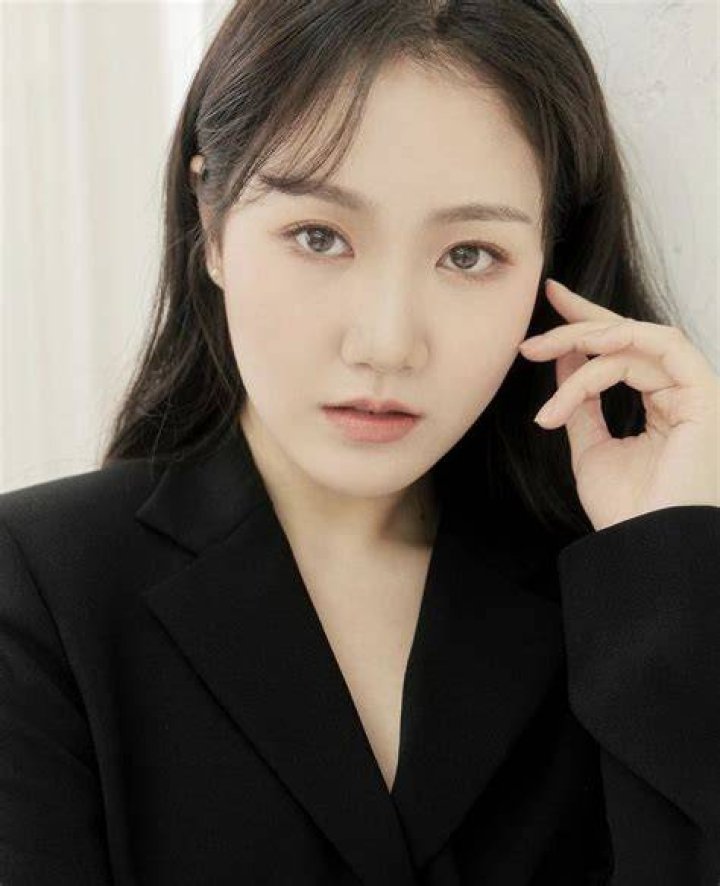 Jin JiHee AsianWiki