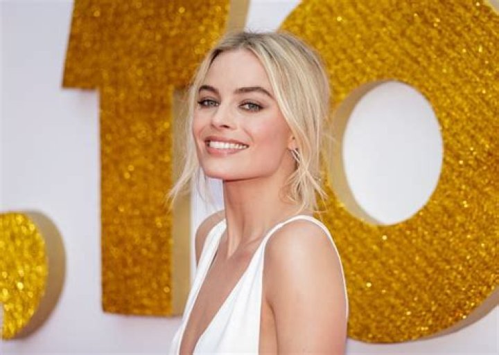 Margot Robbie Height and Weight Stats PK Baseline How Celebs Get Skinny and Other Celebrity News