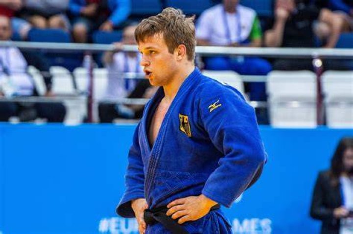 Openly gay athlete Timo Cavelius wins German judo championship Outsports