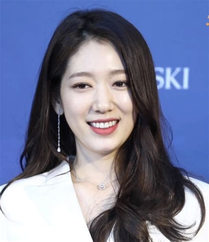 Park Shinhye West Age, Height, Wife, Family Biographyprofiles