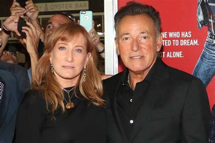 Patti Scialfa and Bruce Springsteen on September 18, 2014 in New York City. | Source: Getty Images