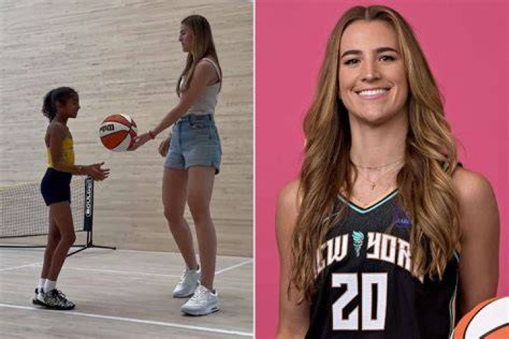 Sabrina Ionescu with Natalia, Bianka, and Capri Bryant dancing in a TikTok video | Photo: tiktok/sabrina_ionescu20