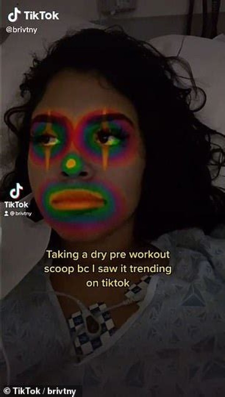 Scary: Briatney Portillo, 20, claimed she had a heart attack after swallowing an undiluted scoop pre-workout powder in viral video filmed in the hospital
