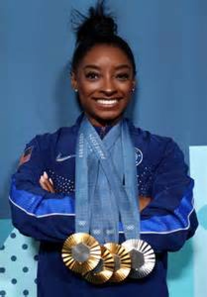 Simone Biles at the 32nd Annual Great Sports Legends Dinner at New York Hilton Midtown on September 25, 2017 in New York City. | Photo: Getty Images