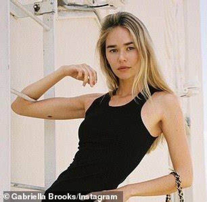 Some believe Brooks (pictured) looks very similar to the mystery girl