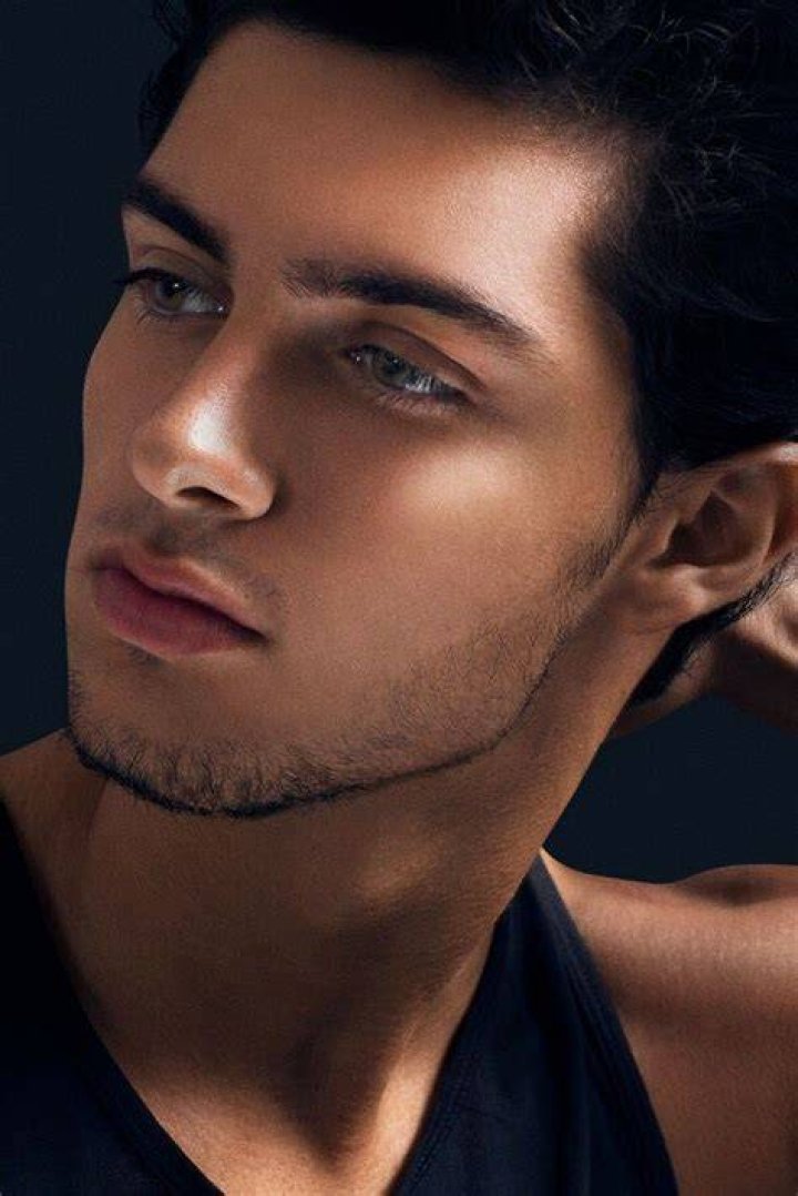 Stunning Face, Handsome faces, Guys