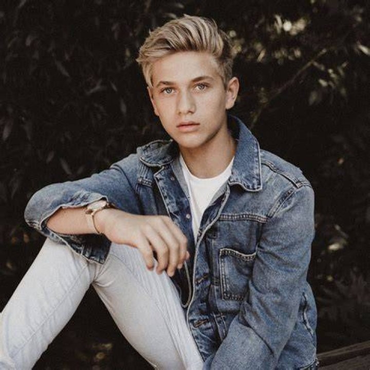 Thomas Kuc Biography, Age, Girlfriend, Height, Net Worth, Wiki