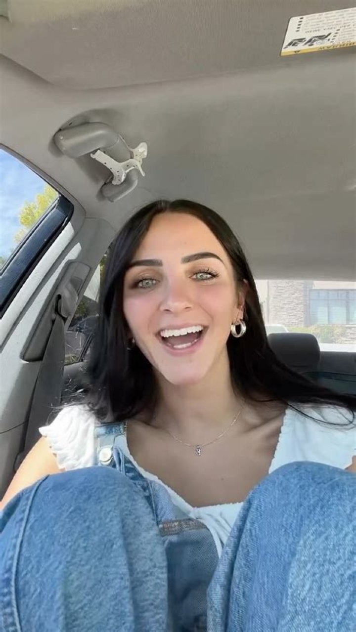 Who Is Instagram Influencer Chessie King's Brother & Parents?