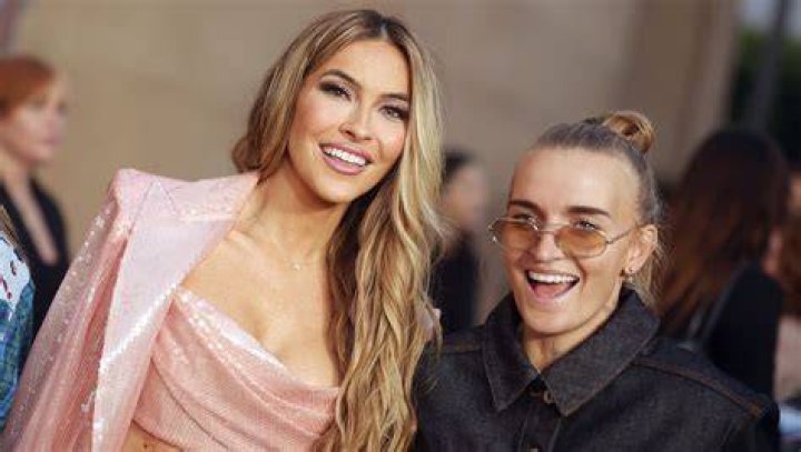 Why are Chrishell Stause and Amanza Smith Fighting? Selling Sunset Cast